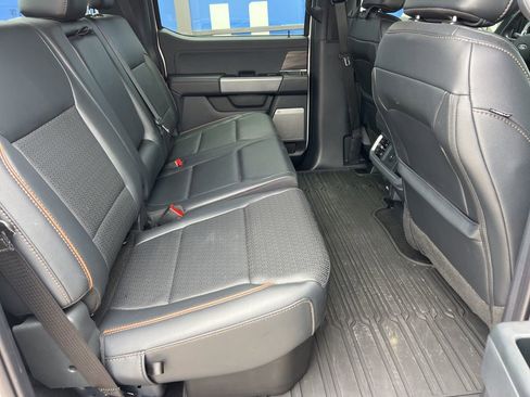 Used 2025 Ford F150 Lariat w/ Equipment Group 501A Mid image 15