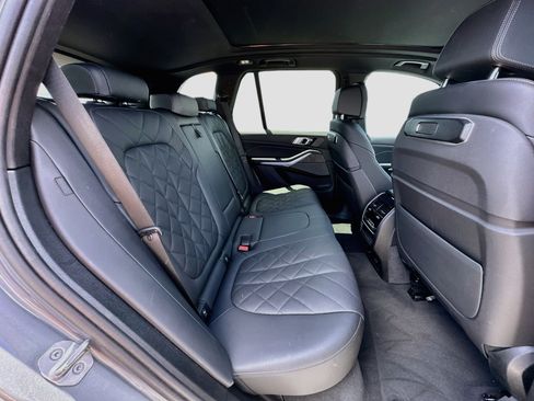 Used 2025 BMW X5 sDrive40i w/ Climate Comfort Package RWD image 29
