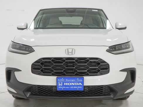 New 2026 Honda HR-V LX image 3