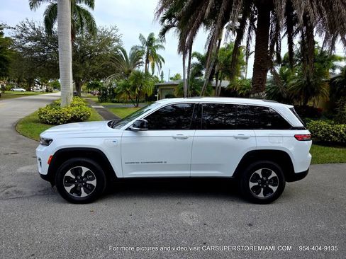 Used 2022 Jeep Grand Cherokee Limited 4xe image 76