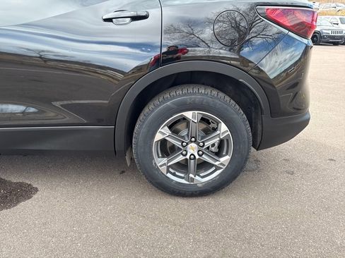 Used 2025 Chevrolet Blazer LT image 33
