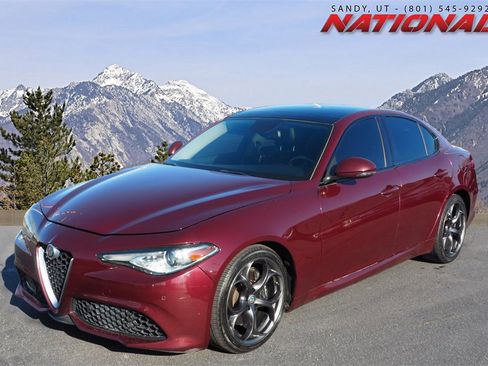 Used 2018 Alfa Romeo Giulia Ti Sport w/ Quick Order Package 22U Sport image 1