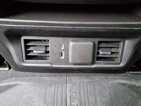 Used 2024 GMC Sierra 2500 SLE image 17