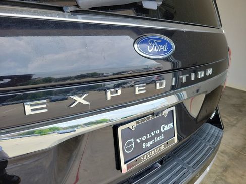 Used 2022 Ford Expedition Max Limited RWD image 10