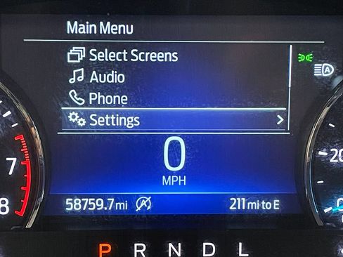 Used 2021 Ford Explorer XLT w/ Equipment Group 202A AWD/4WD image 6