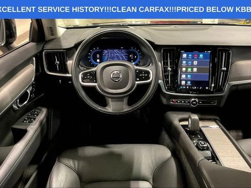 Used 2022 Volvo V90 B6 Cross Country image 5