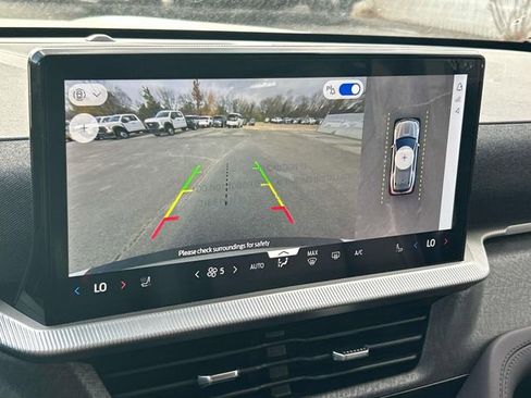 New 2026 Ford Explorer Platinum image 31