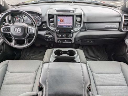 Used 2022 RAM 1500 Big Horn AWD/4WD image 16