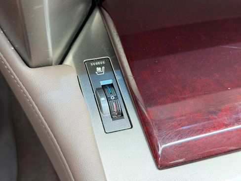 Used 2015 Lexus GX 460 w/ Premium Package AWD/4WD image 23