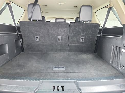 Used 2024 Ford Expedition Max XLT image 43