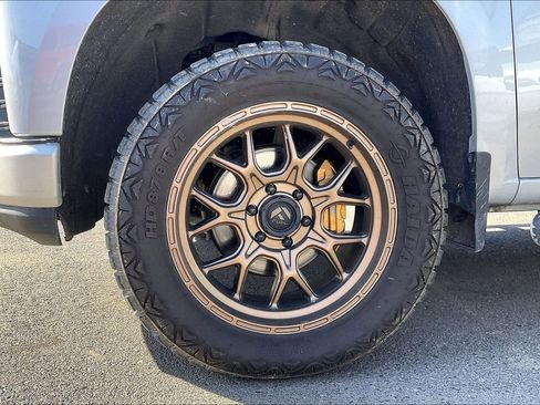 Used 2020 Chevrolet Silverado 1500 RST w/ Rally Edition image 2