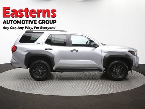 Used 2025 Toyota 4Runner SR5 AWD/4WD image 46