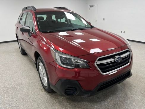 Used 2018 Subaru Outback 2.5i image 2