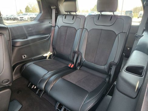 Used 2024 Jeep Grand Cherokee L Altitude AWD/4WD image 20