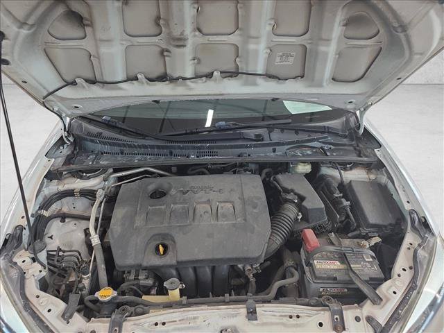 Used 2015 Toyota Corolla LE FWD image 21