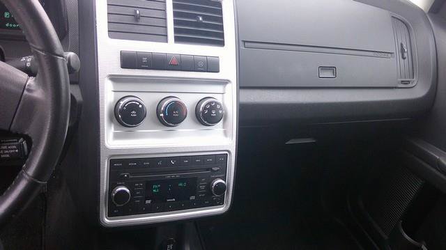 Used 2010 Dodge Journey SXT FWD image 7