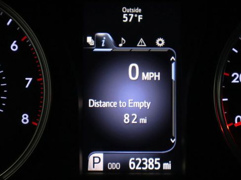 Used 2016 Toyota Camry SE image 19