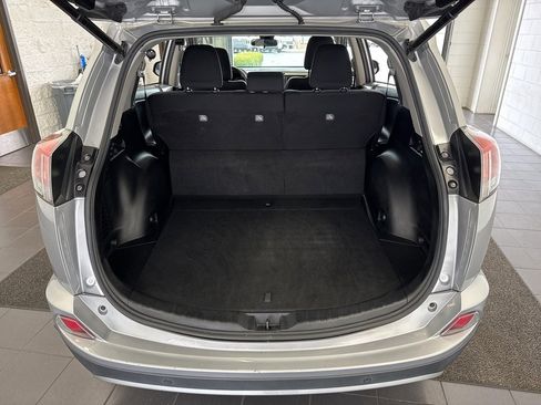 Certified 2018 Toyota RAV4 XLE image 9