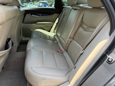 Used 2016 Cadillac XTS Luxury image 22