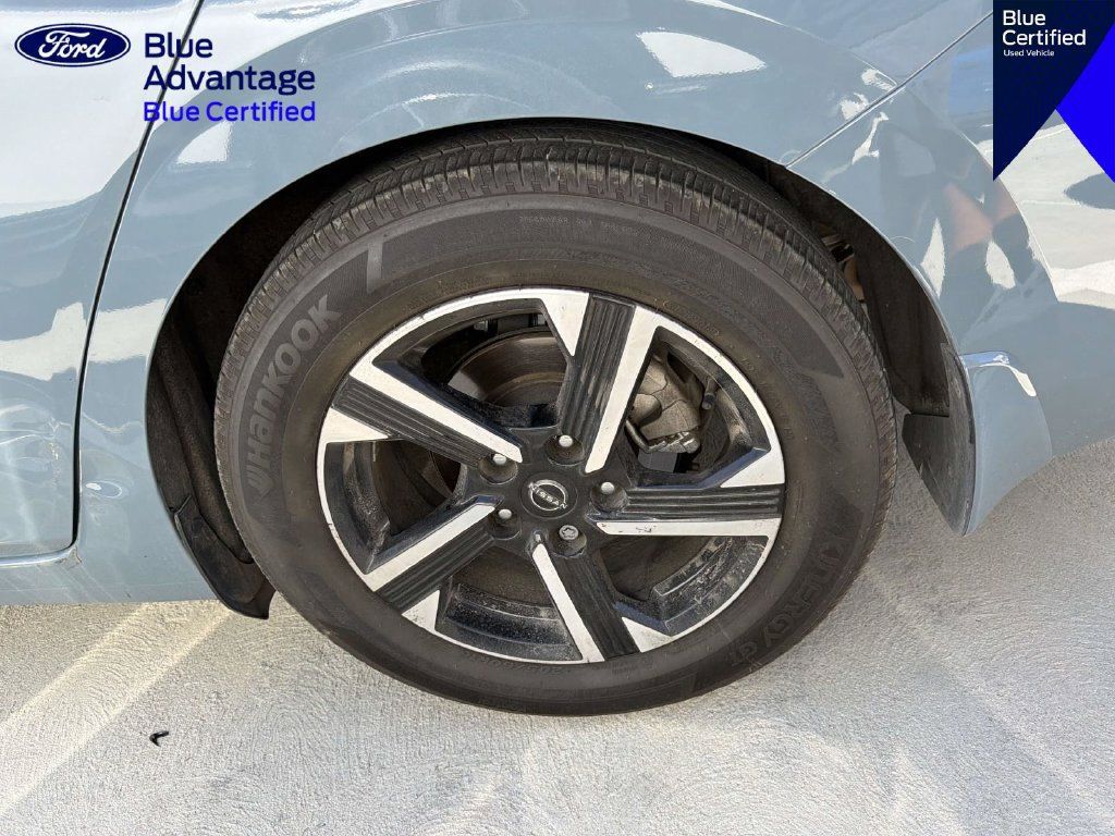 Used 2025 Nissan Sentra SV FWD image 19