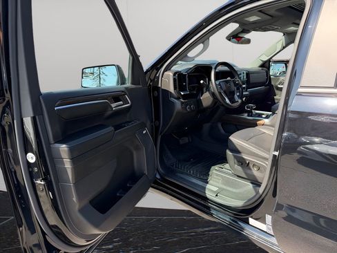 Used 2024 Chevrolet Silverado 1500 RST w/ Convenience Package II image 17