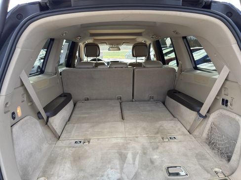 Used 2014 Mercedes-Benz GL 550 4MATIC w/ Driver Assistance Package image 13