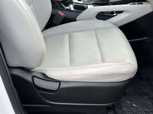 Used 2020 Kia Telluride S w/ S 8 Passenger Seating Package AWD/4WD image 10