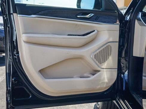 New 2026 Jeep Grand Cherokee L Limited image 21