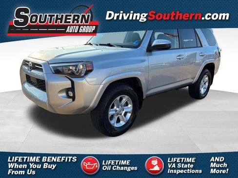 Used 2024 Toyota 4Runner SR5 RWD image 1