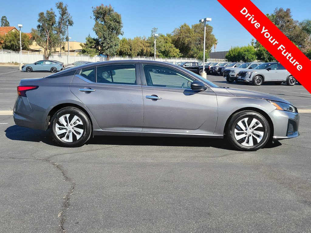 Certified 2025 Nissan Altima 2.5 S FWD image 33