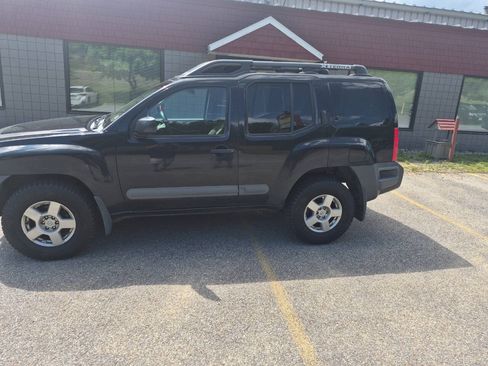 Used 2008 Nissan Xterra S AWD/4WD image 2
