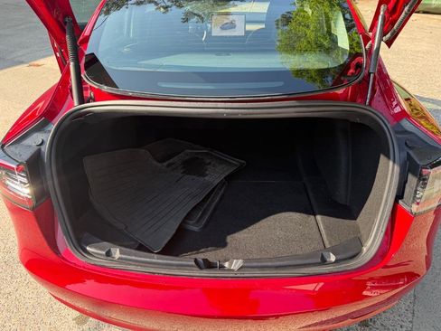 Used 2022 Tesla Model 3 Standard Range RWD image 18
