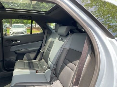 Used 2024 Honda Prologue Touring image 3