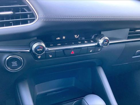 New 2026 MAZDA MAZDA3 2.5 Turbo Sedan w/Premium Plus image 17