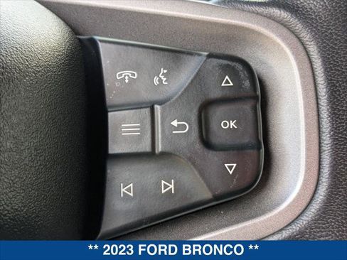 Certified 2023 Ford Bronco Badlands w/ Sasquatch Package image 15