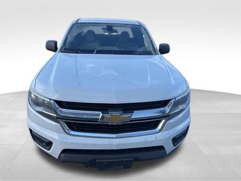 Used 2018 Chevrolet Colorado W/T RWD image 3