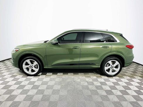 Certified 2025 Audi Q5 Premium Plus w/ Premium Plus AWD/4WD image 4