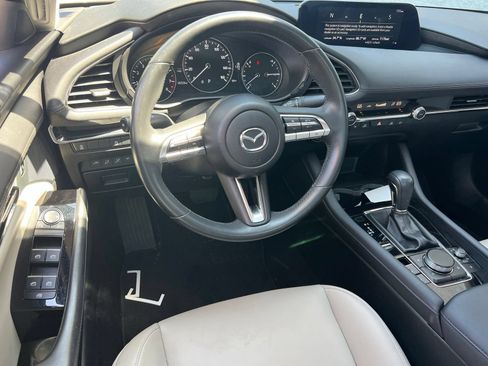 Used 2023 MAZDA MAZDA3 s FWD image 13