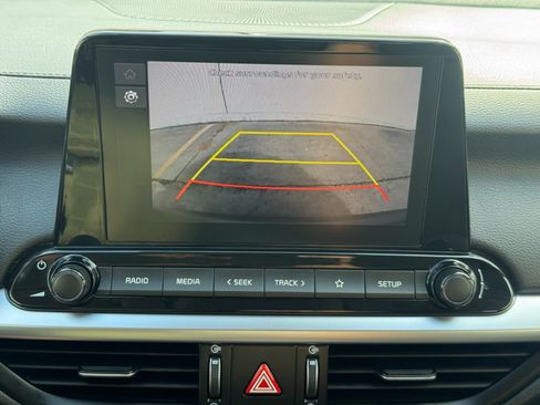 Used 2022 Kia Forte LXS FWD image 23
