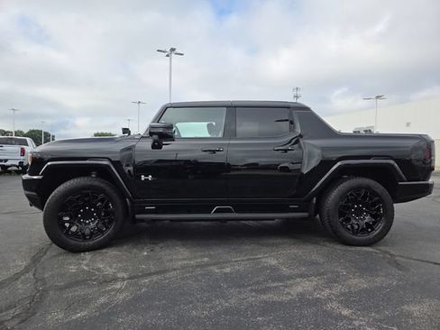 Used 2024 GMC Hummer EV 2X w/ LPO, Illumination Package AWD/4WD image 15