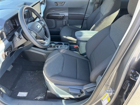 New 2025 Ford Maverick XL image 16