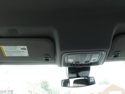 Used 2024 GMC Sierra 2500 Pro w/ Convenience Package image 40