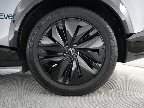 Used 2023 Nissan Ariya image 19