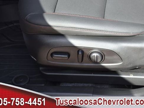 Used 2026 Chevrolet Trax RS w/ Sunroof Package image 19