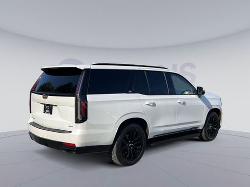 Used 2024 Cadillac Escalade Sport Platinum w/ LPO, Floor Liner Package AWD/4WD image 13