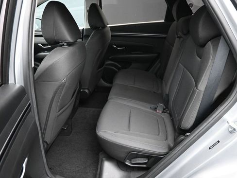 Used 2023 Hyundai Tucson SE image 13