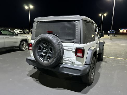 Used 2023 Jeep Wrangler Sport image 18