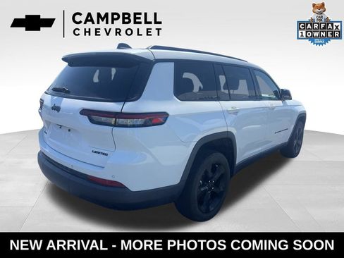 Used 2023 Jeep Grand Cherokee L Limited w/ Black Appearance Package AWD/4WD image 5