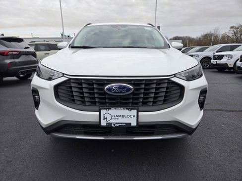 New 2026 Ford Escape SE image 28