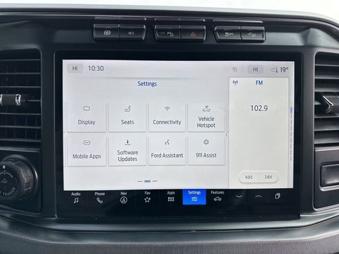 Certified 2024 Ford F350 Platinum w/ FX4 Off-Road Package image 46